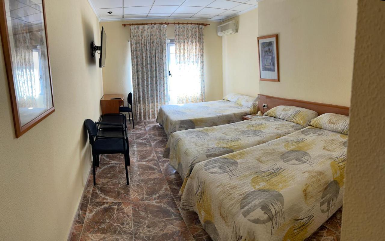 Hostal Rosaleda Alcalá de Chivert Buitenkant foto