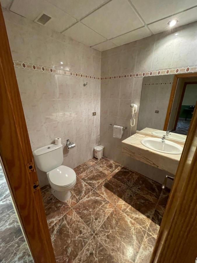 Hostal Rosaleda Alcalá de Chivert Buitenkant foto